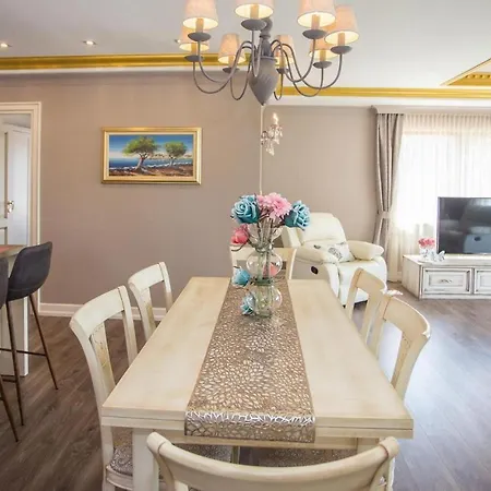 Mihaela Deluxe Porec
