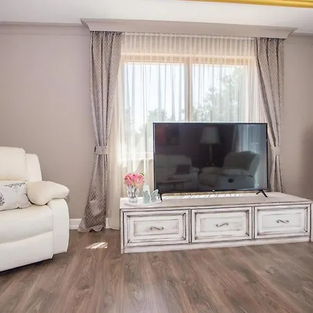 Mihaela Deluxe